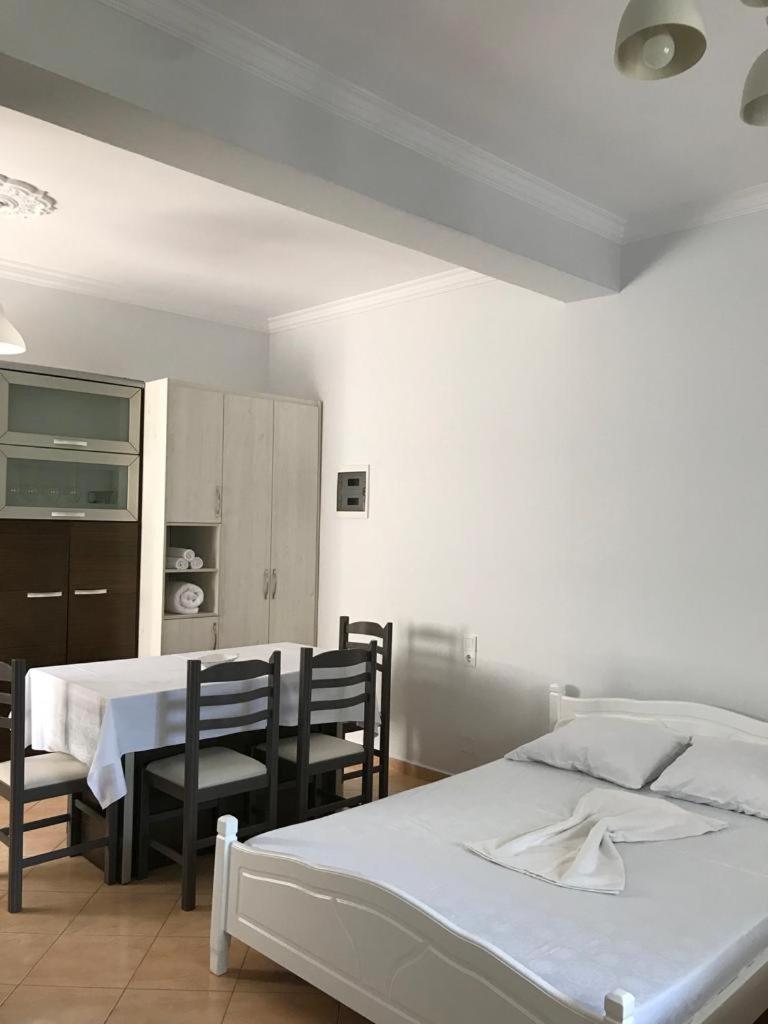 Alfa Apartaments Sarandë Eksteriør billede